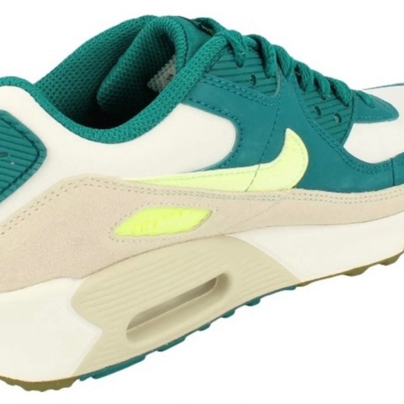 Nike Air Max 90 LTR Big Kids’ Shoes size 5Y or 6.5 Woman’s - Picture 2 of 9